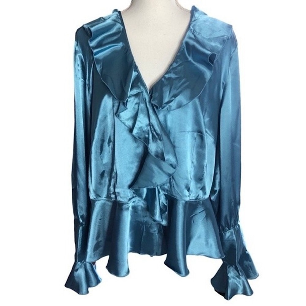 Lane Bryant Women's Satin Blue Ruffle V-Neck Peplum Hem Blouse feminine